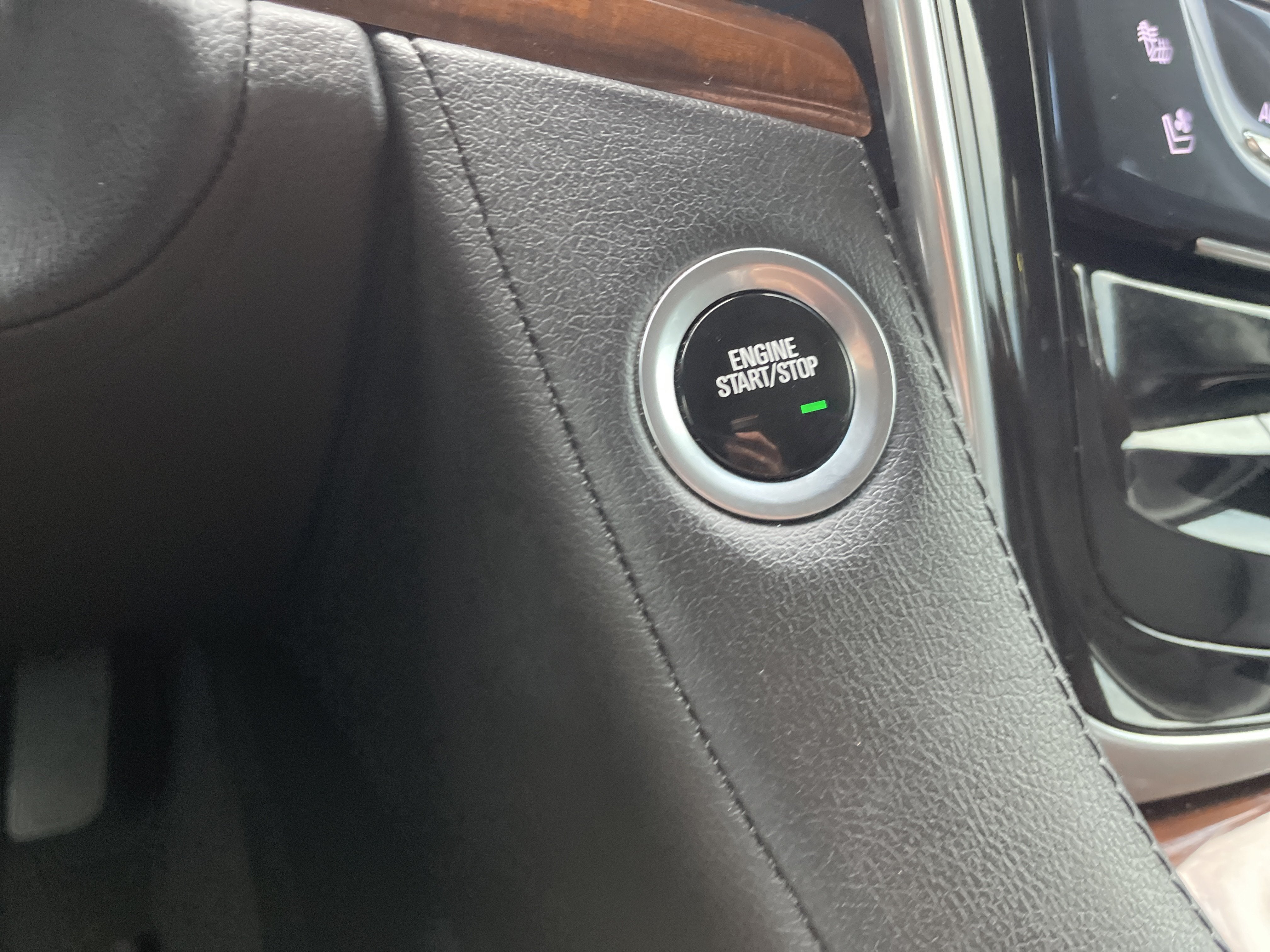 2019 Cadillac Escalade ESV Premium Luxury