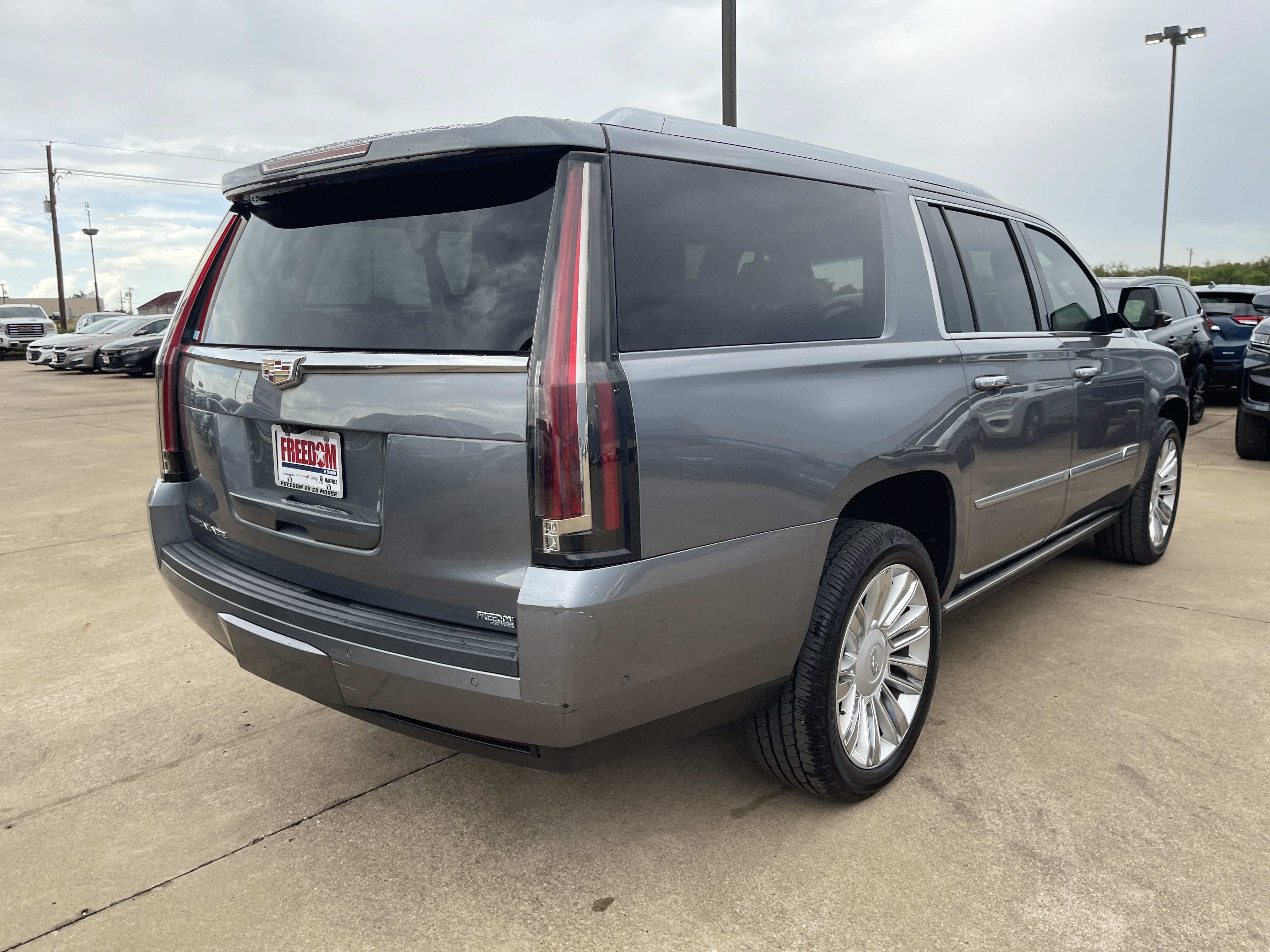 2019 Cadillac Escalade ESV Premium Luxury