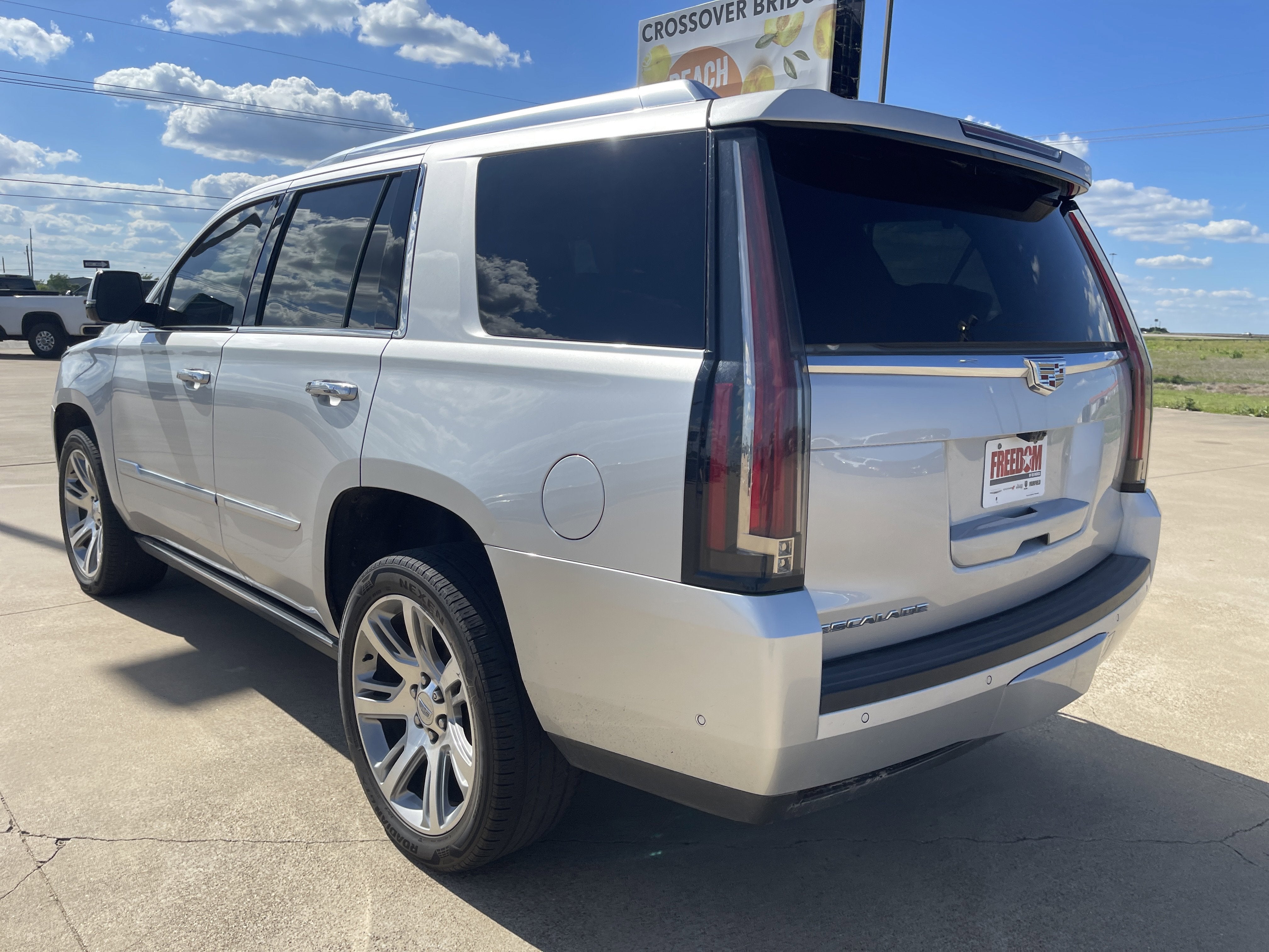 2020 Cadillac Escalade Premium Luxury