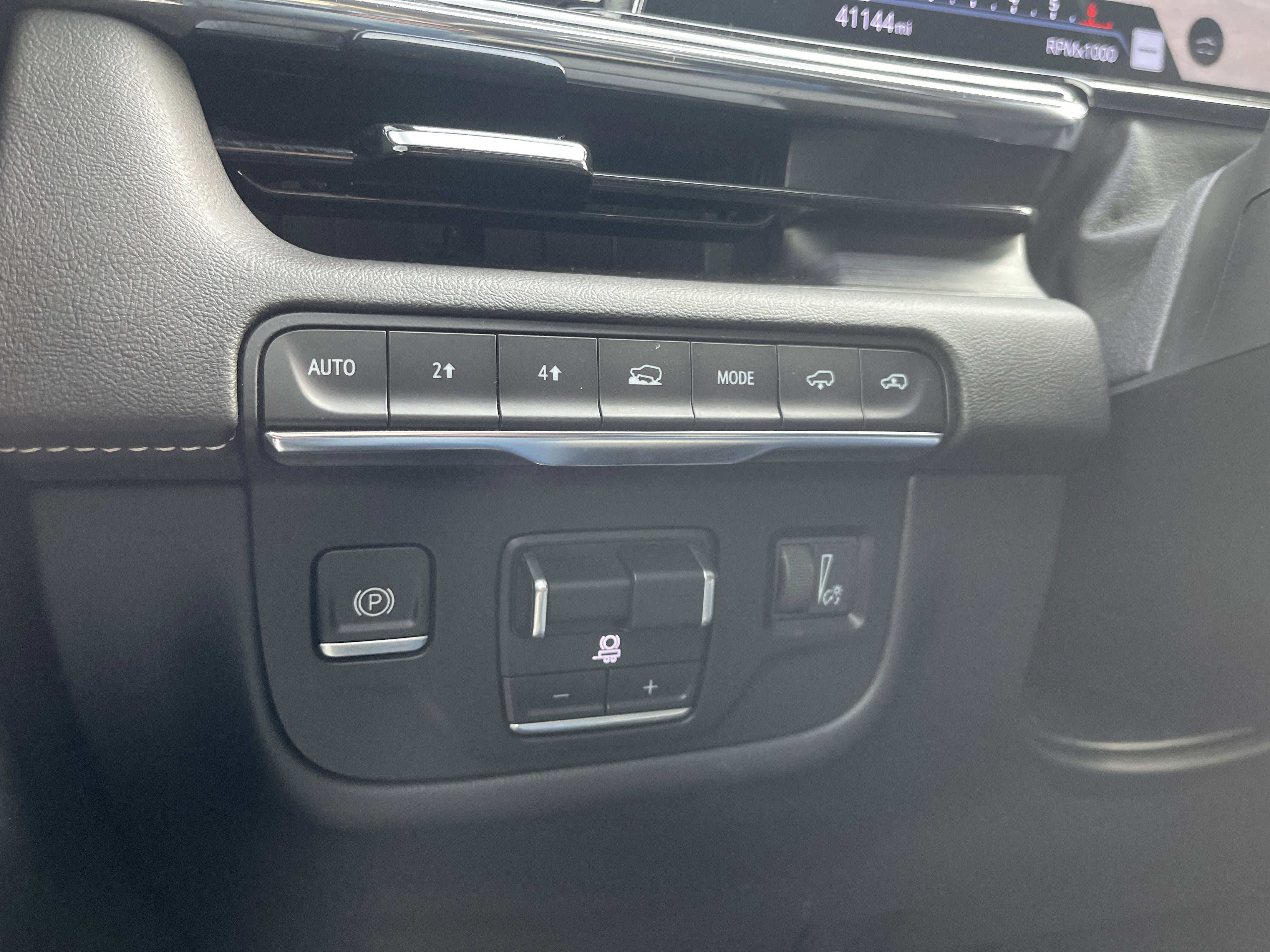 2022 Cadillac Escalade Sport