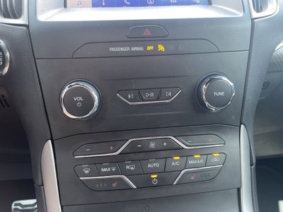 2020 Ford Edge ST Line