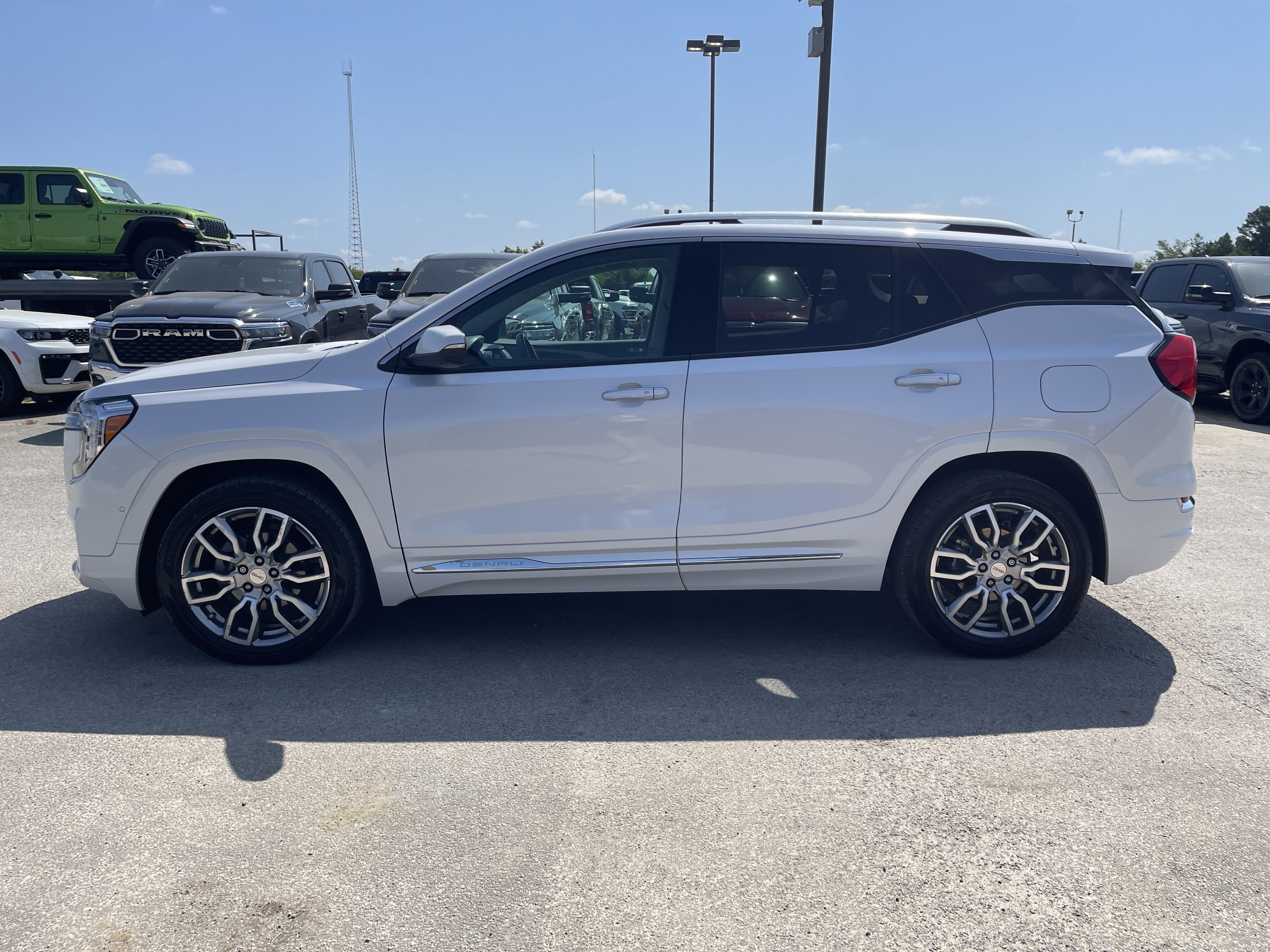 2023 GMC Terrain Denali