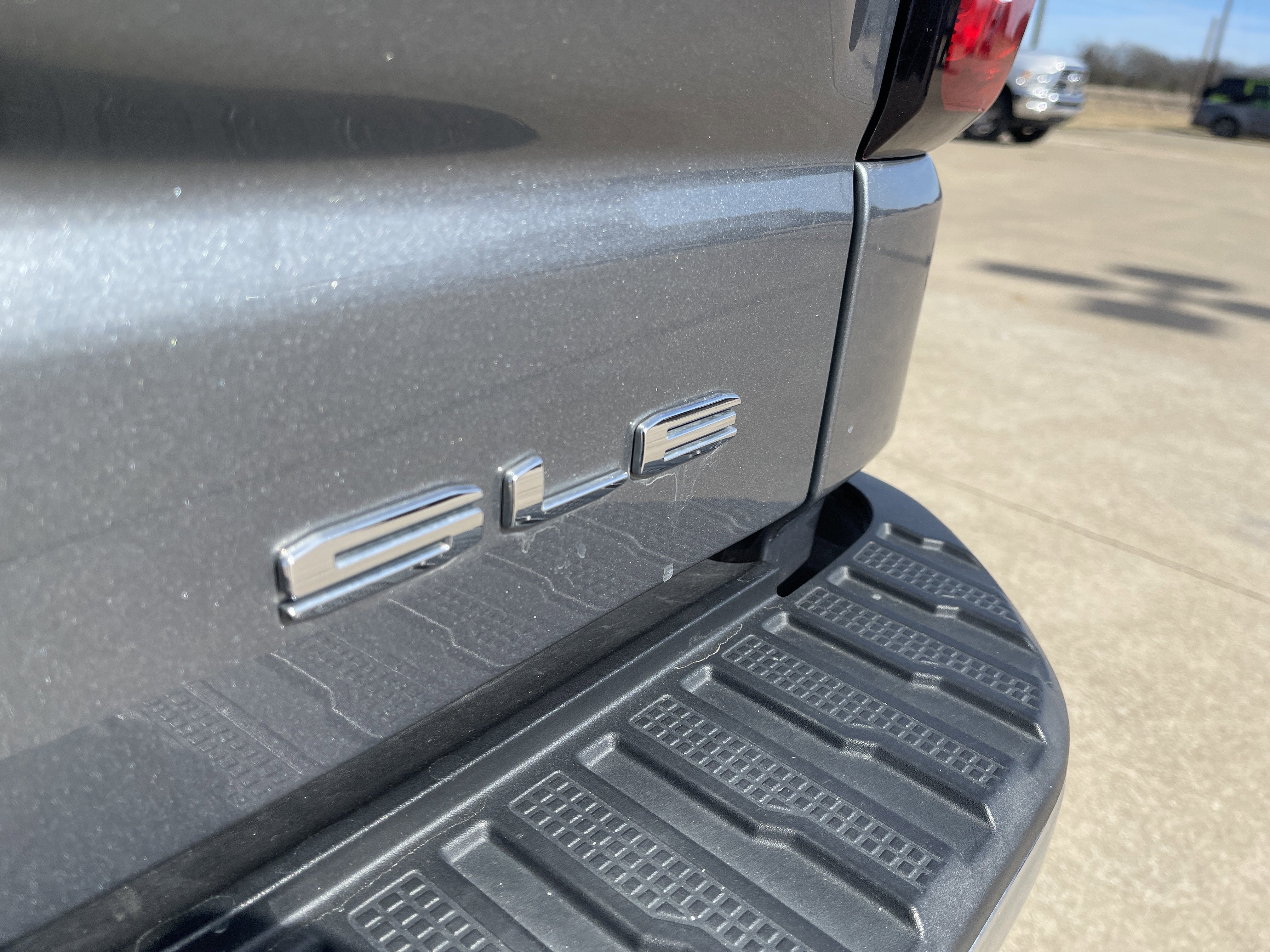 2020 GMC Sierra 1500 SLE