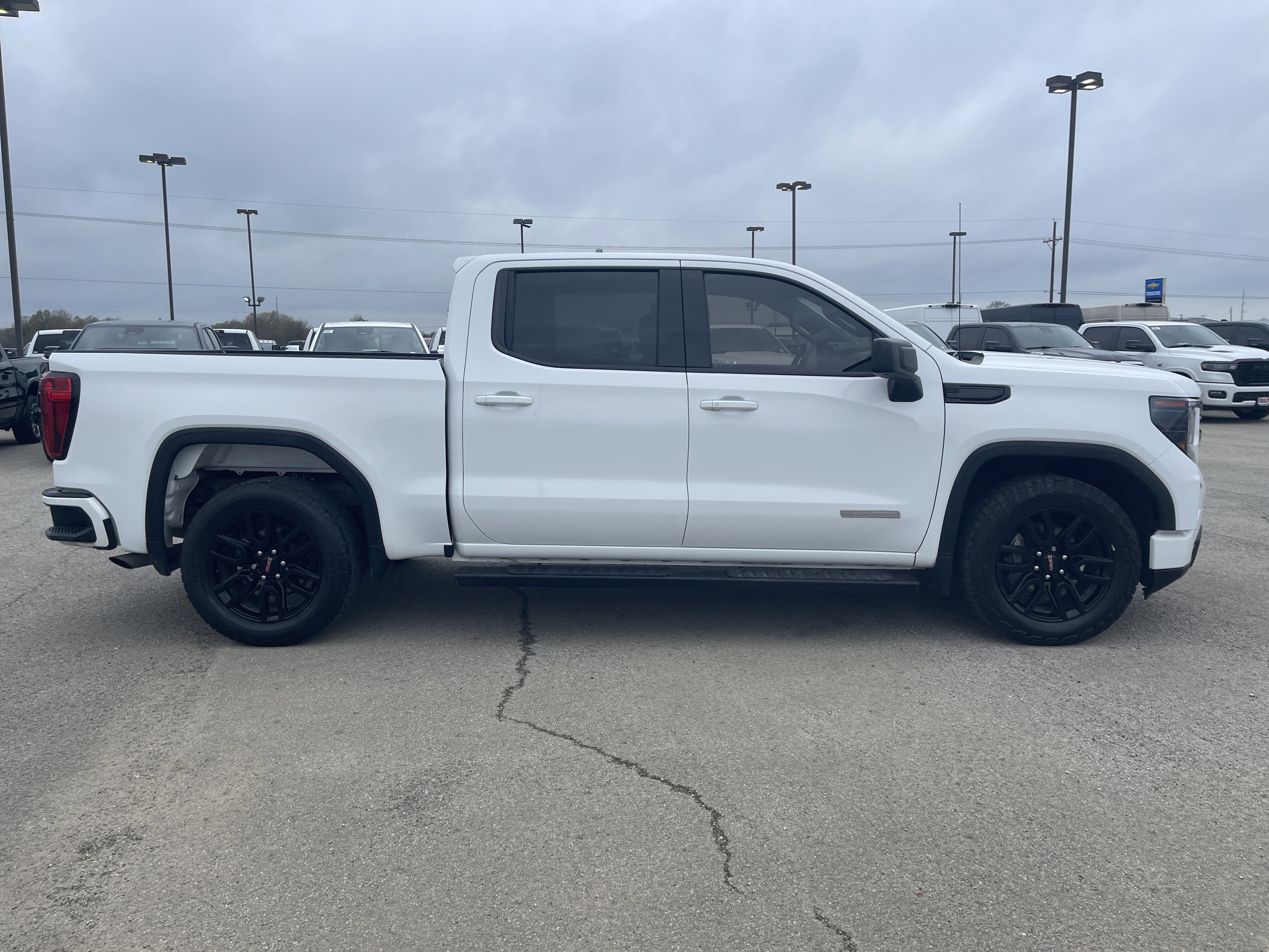 2022 GMC Sierra 1500 Elevation