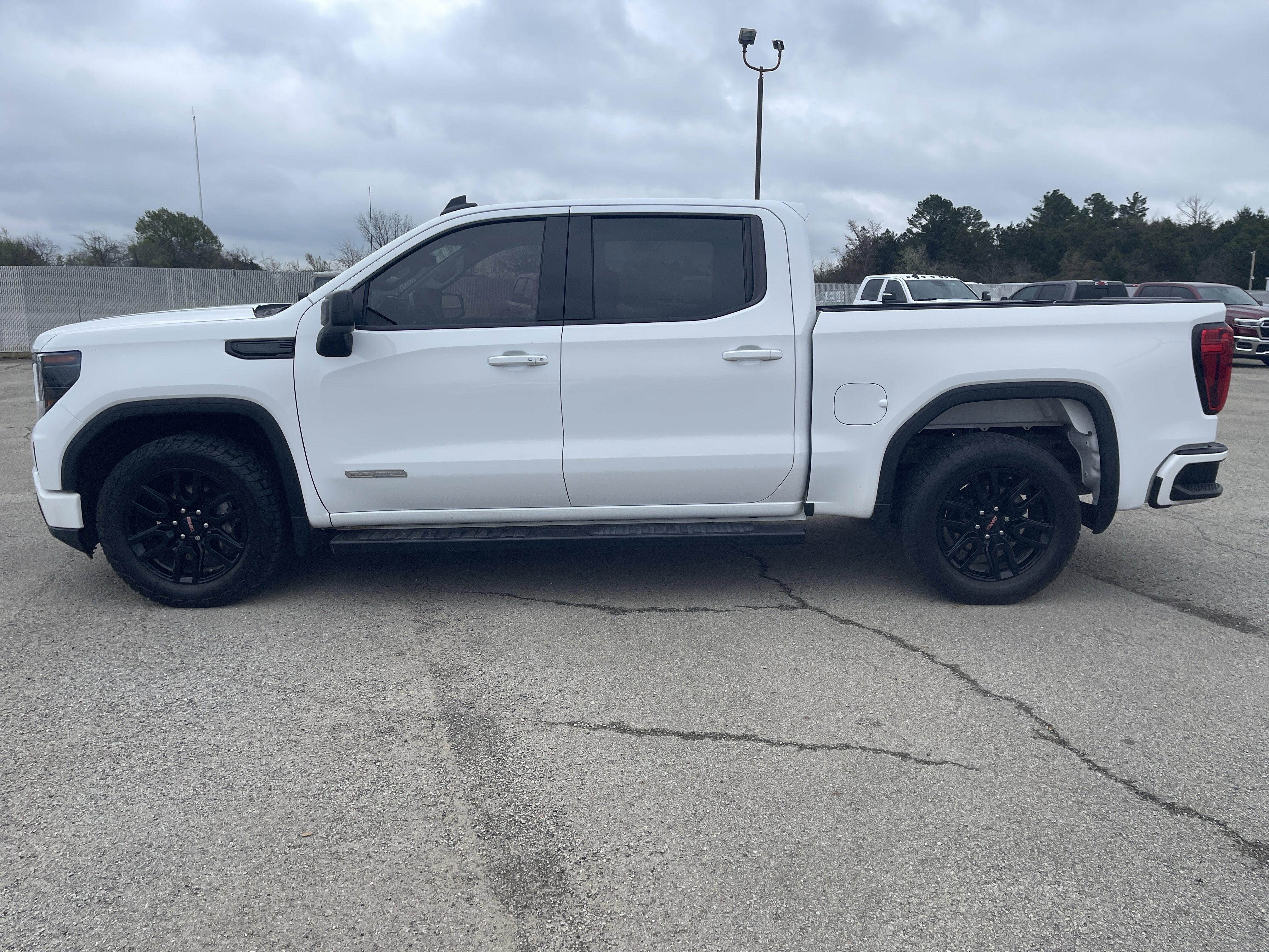 2022 GMC Sierra 1500 Elevation
