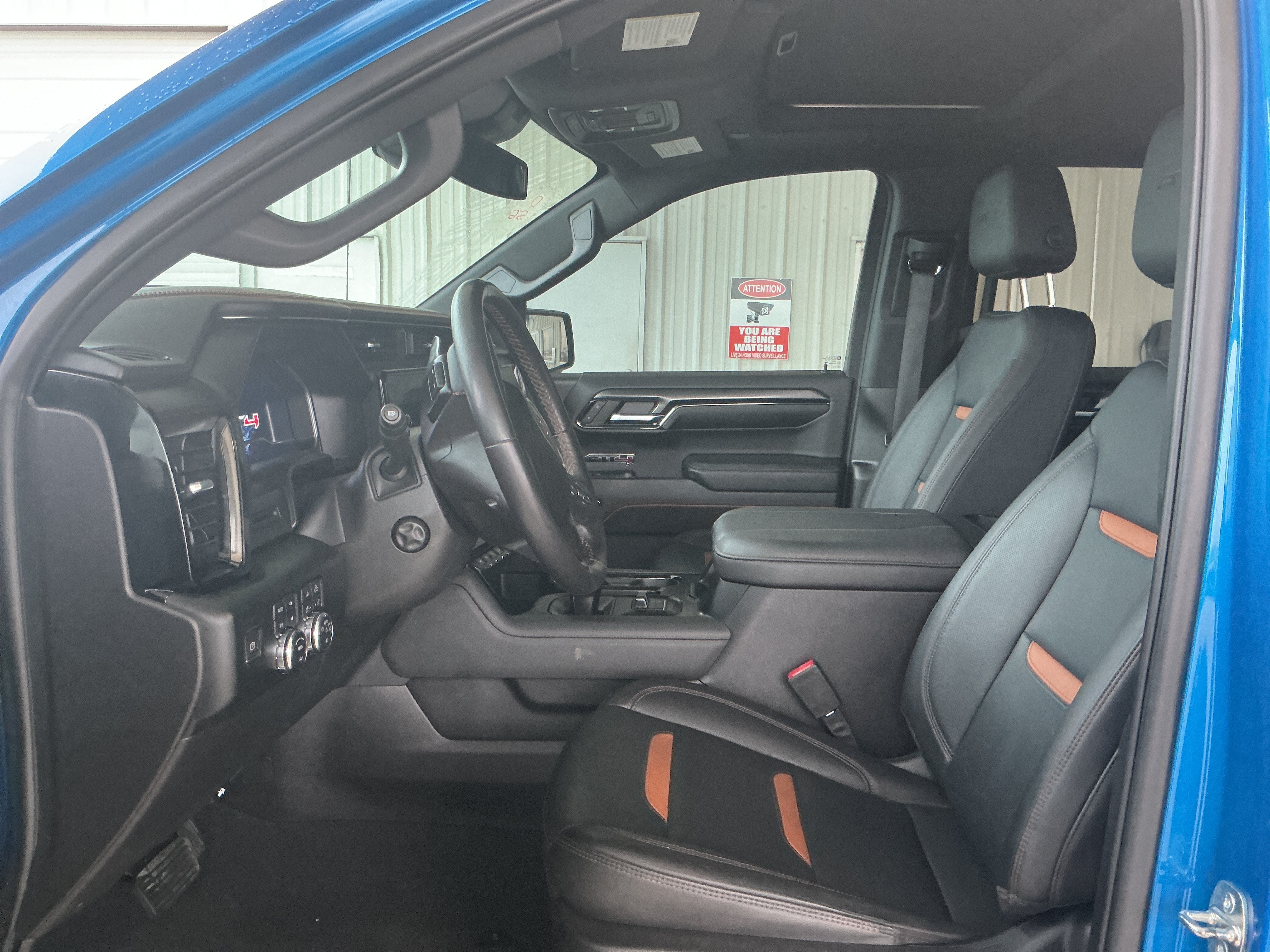 2023 GMC Sierra 1500 AT4