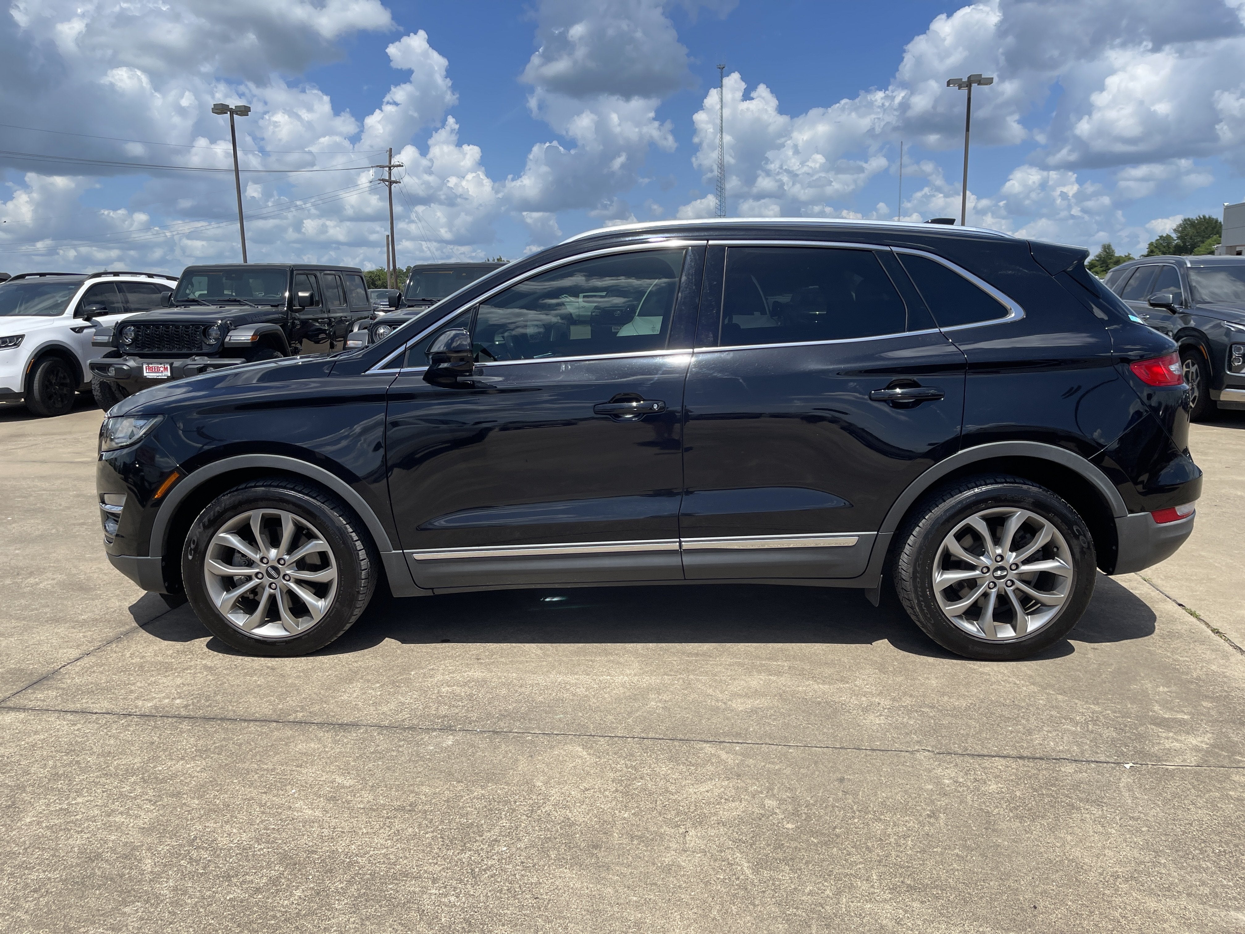 2019 Lincoln MKC Select