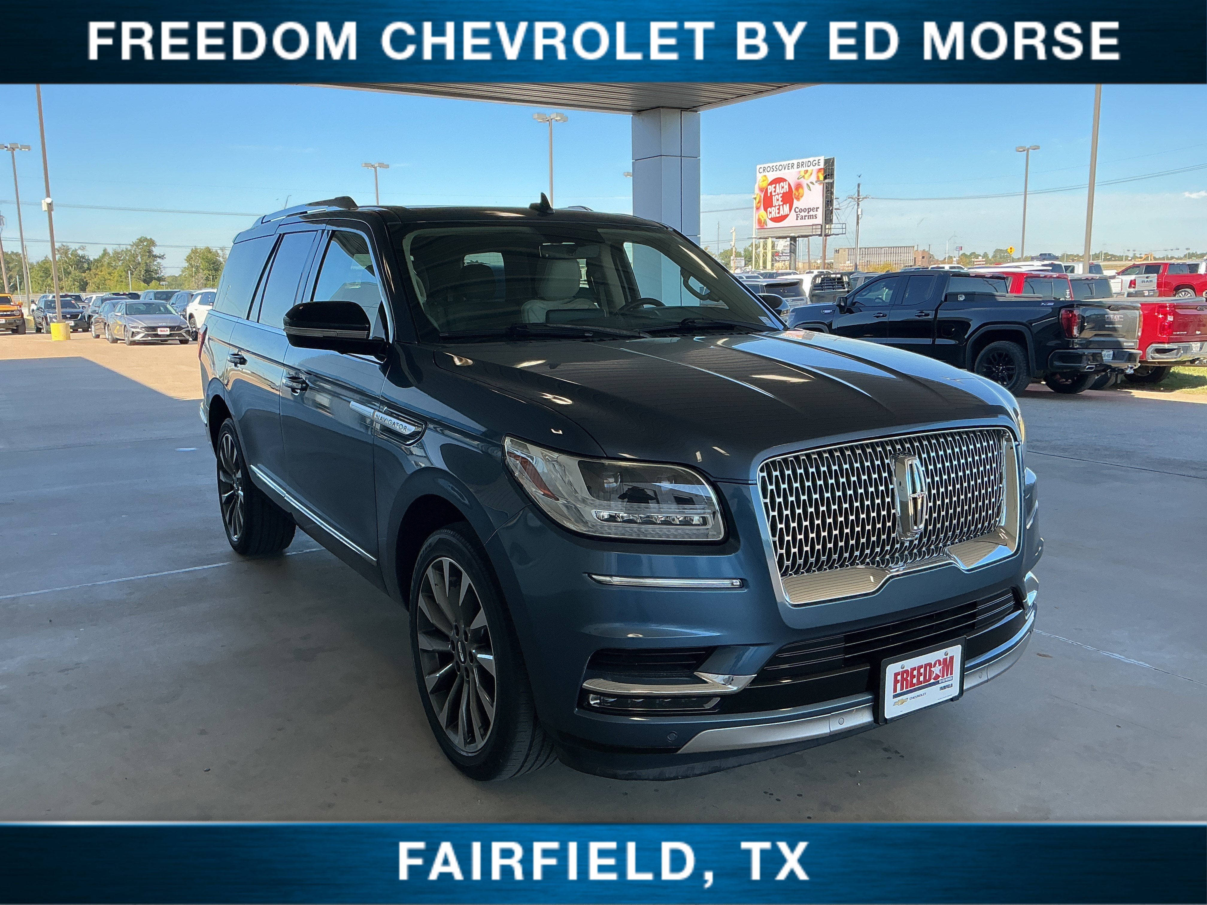 2019 Lincoln Navigator Select