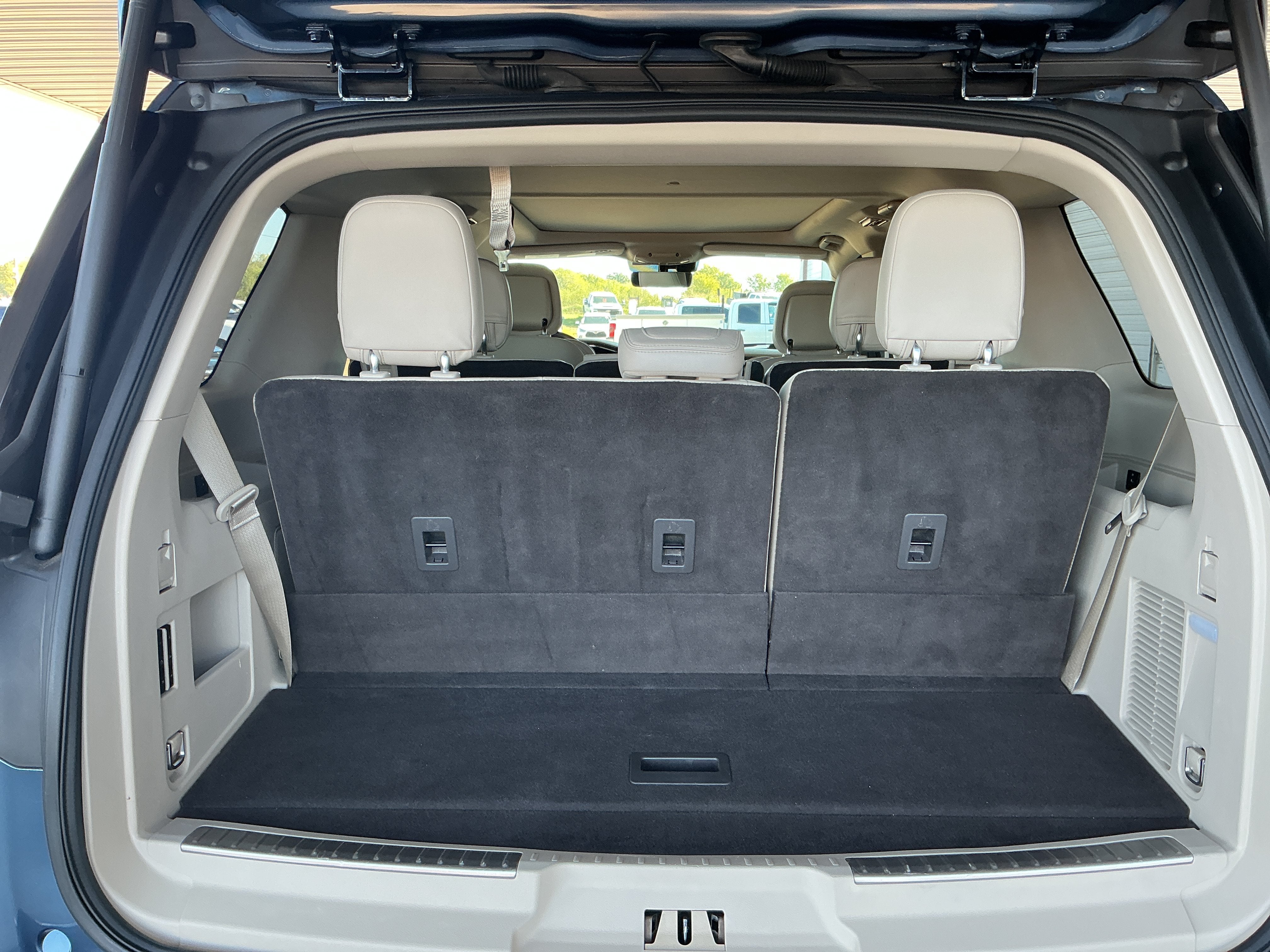 2019 Lincoln Navigator Select