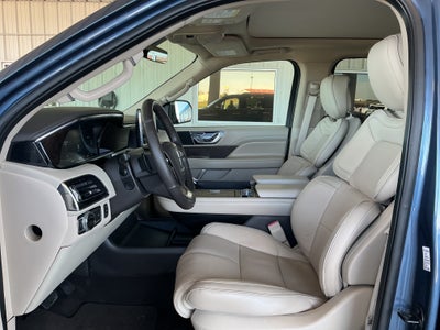 2019 Lincoln Navigator Select