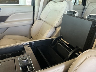 2019 Lincoln Navigator Select