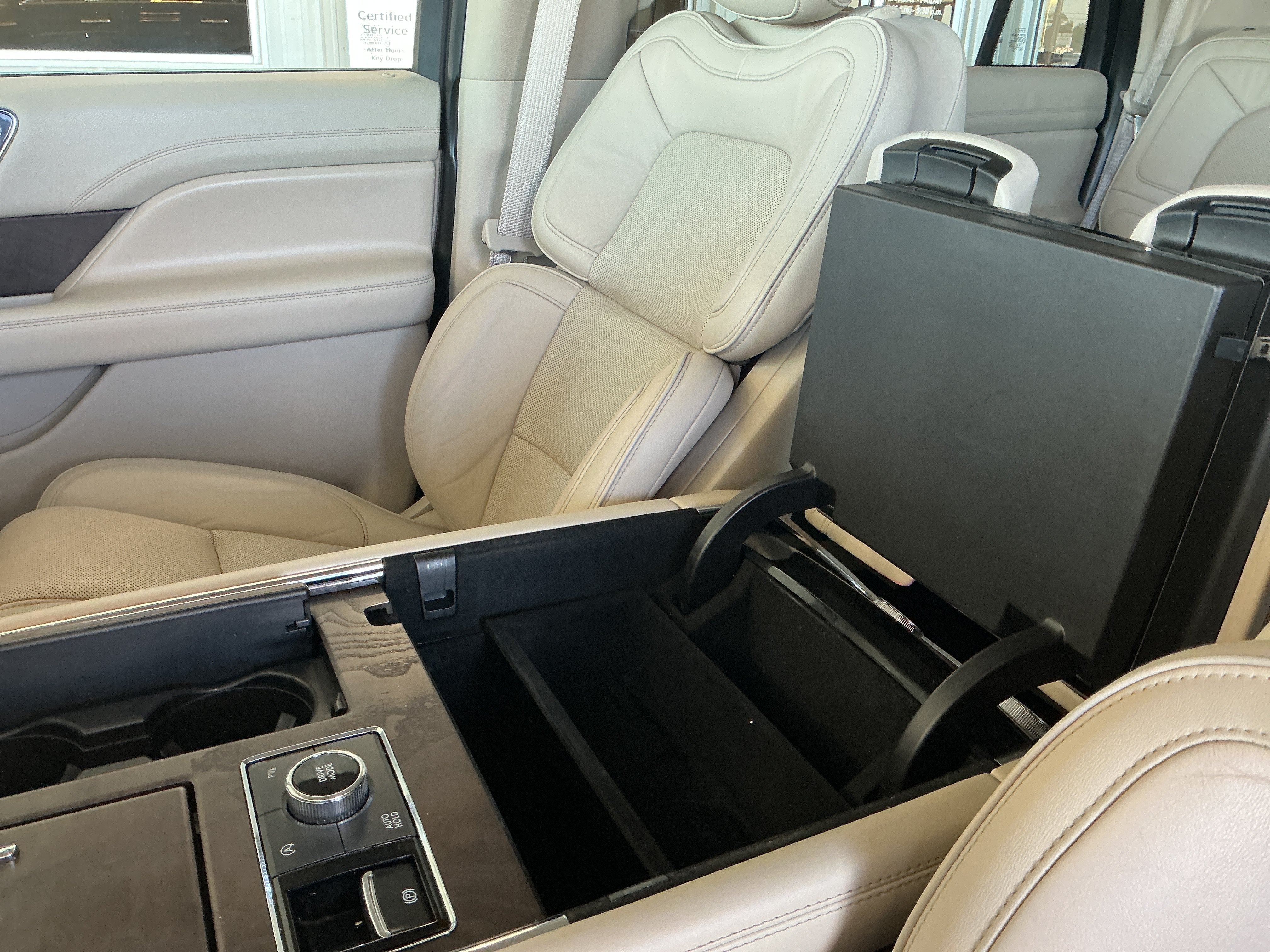 2019 Lincoln Navigator Select