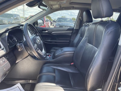 2018 Toyota Highlander SE