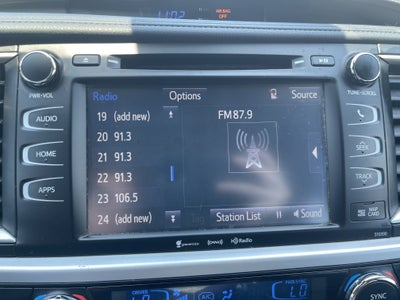 2018 Toyota Highlander SE