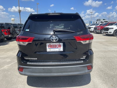 2018 Toyota Highlander SE