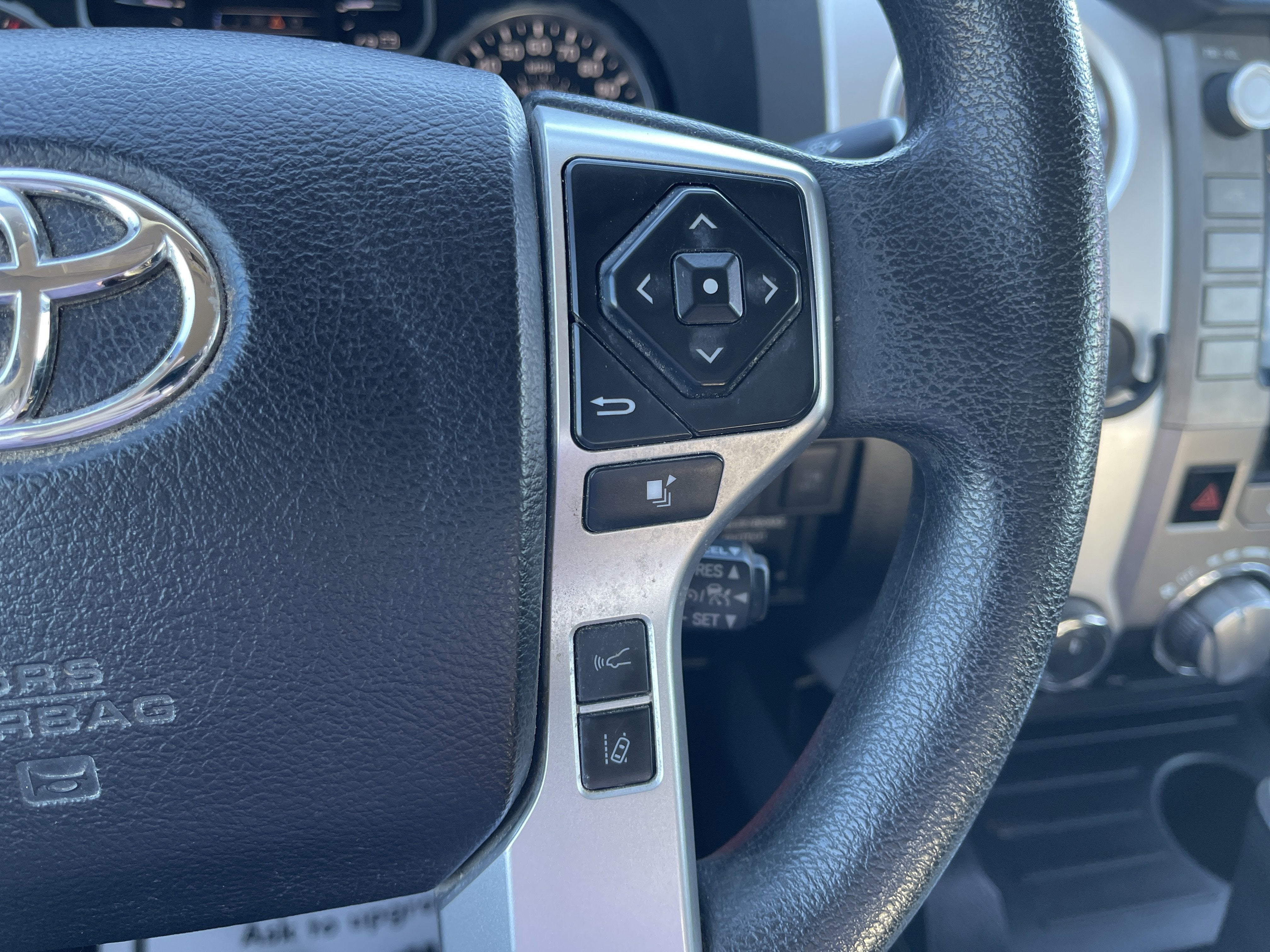 2021 Toyota Tundra 4WD SR5