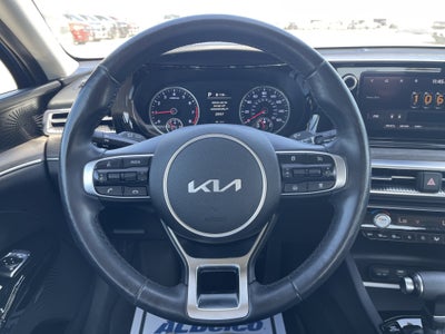 2022 Kia K5 EX