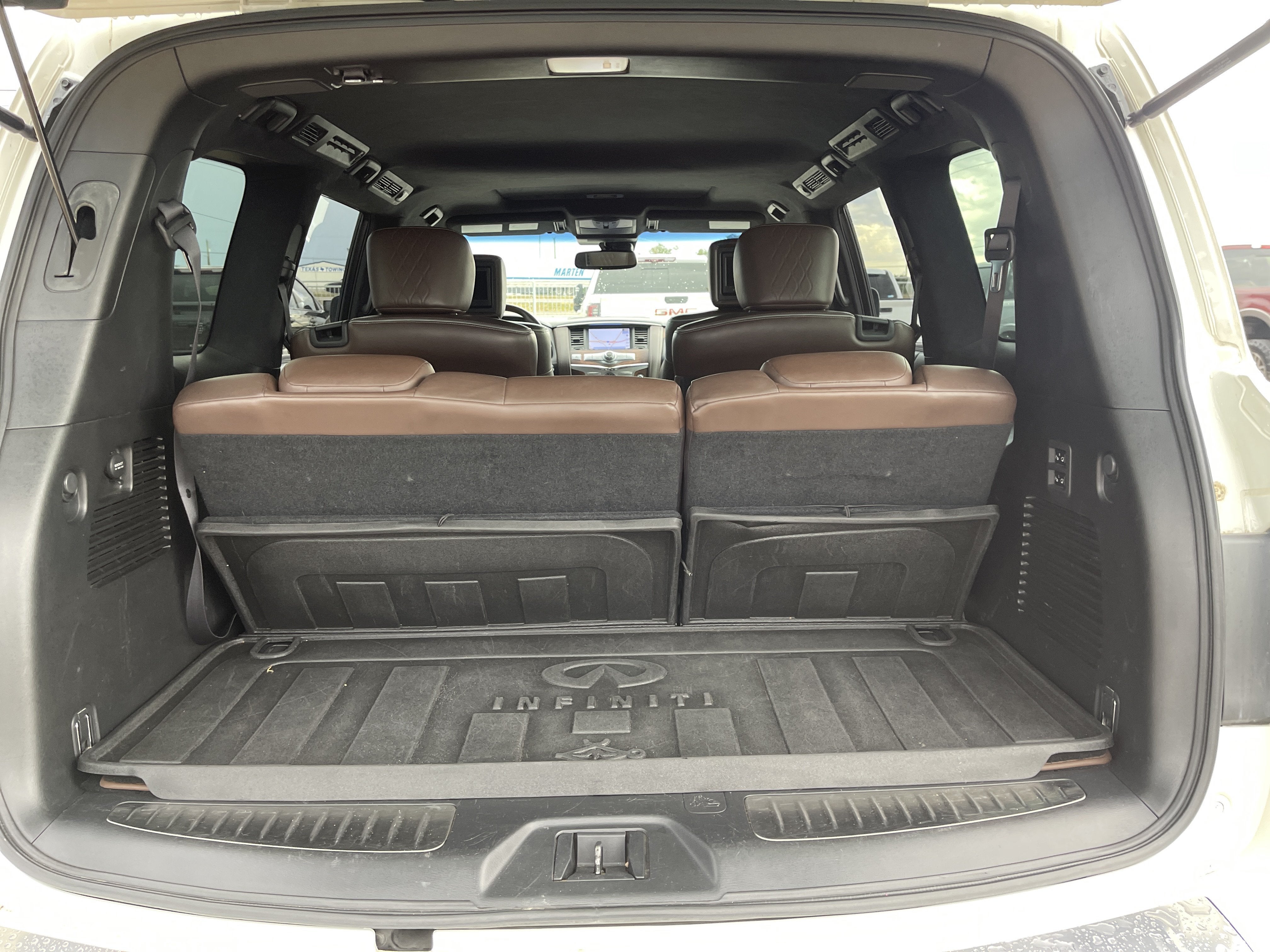 2017 INFINITI QX80 Limited
