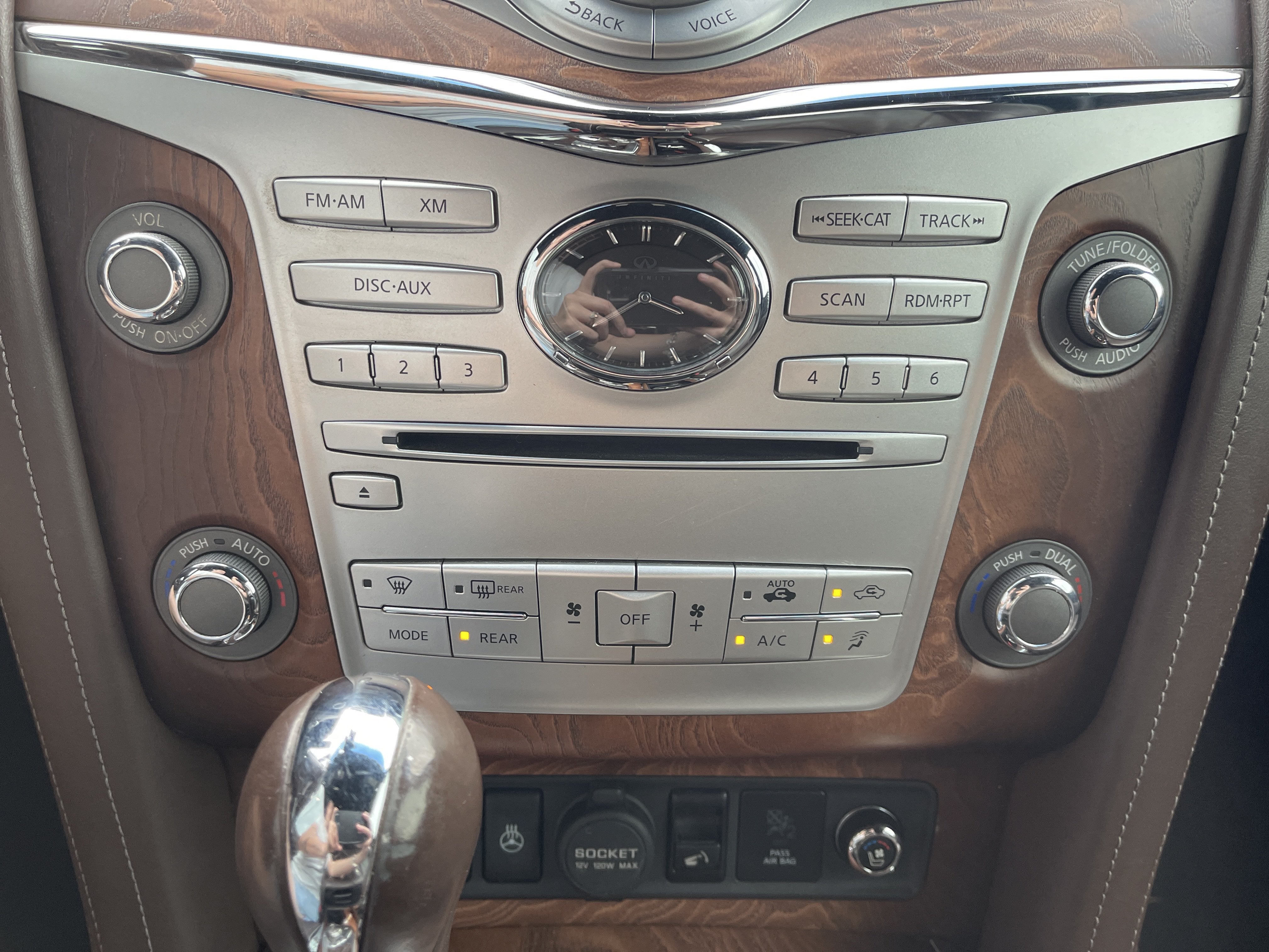 2017 INFINITI QX80 Limited