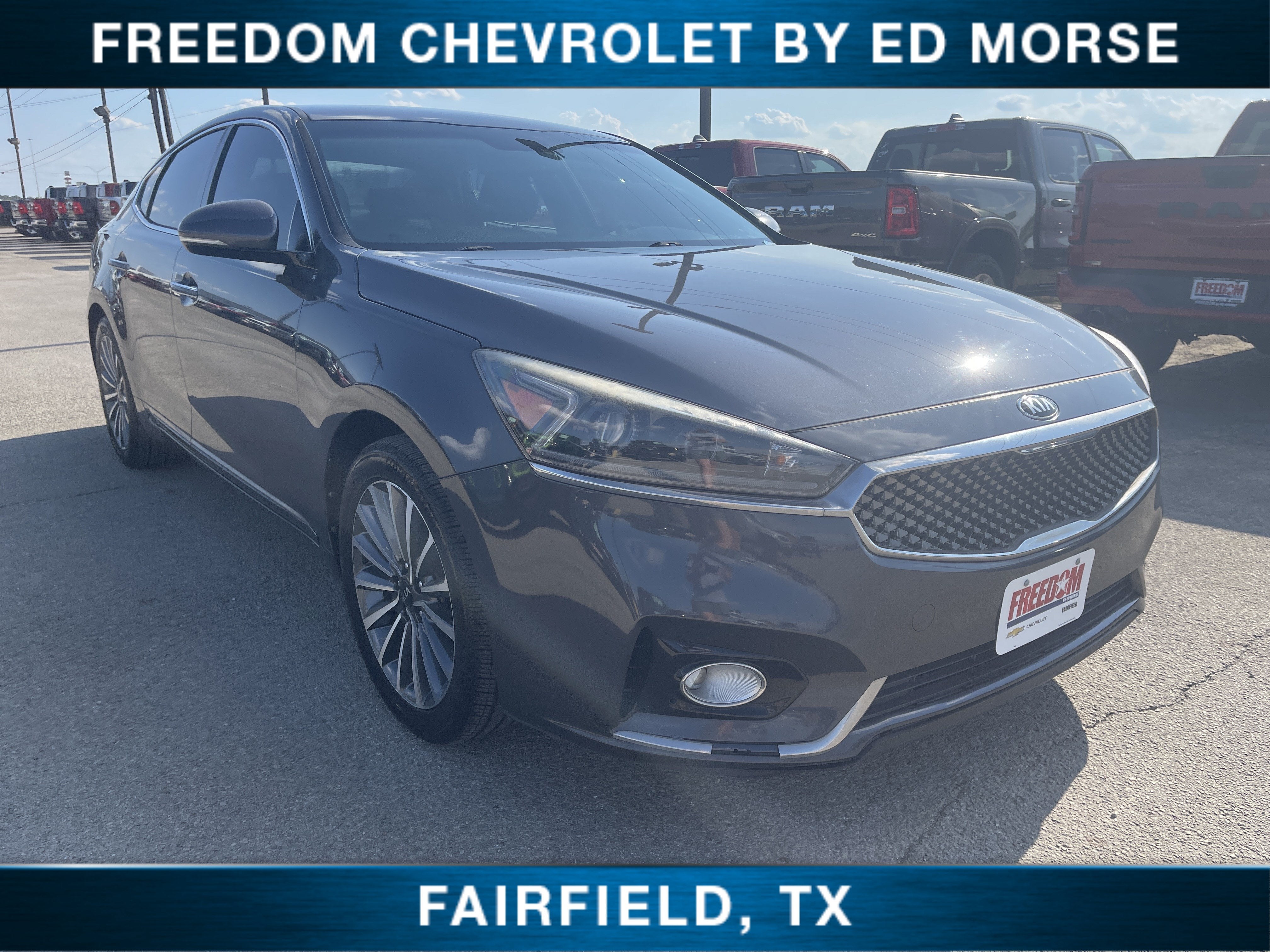2017 Kia Cadenza Premium
