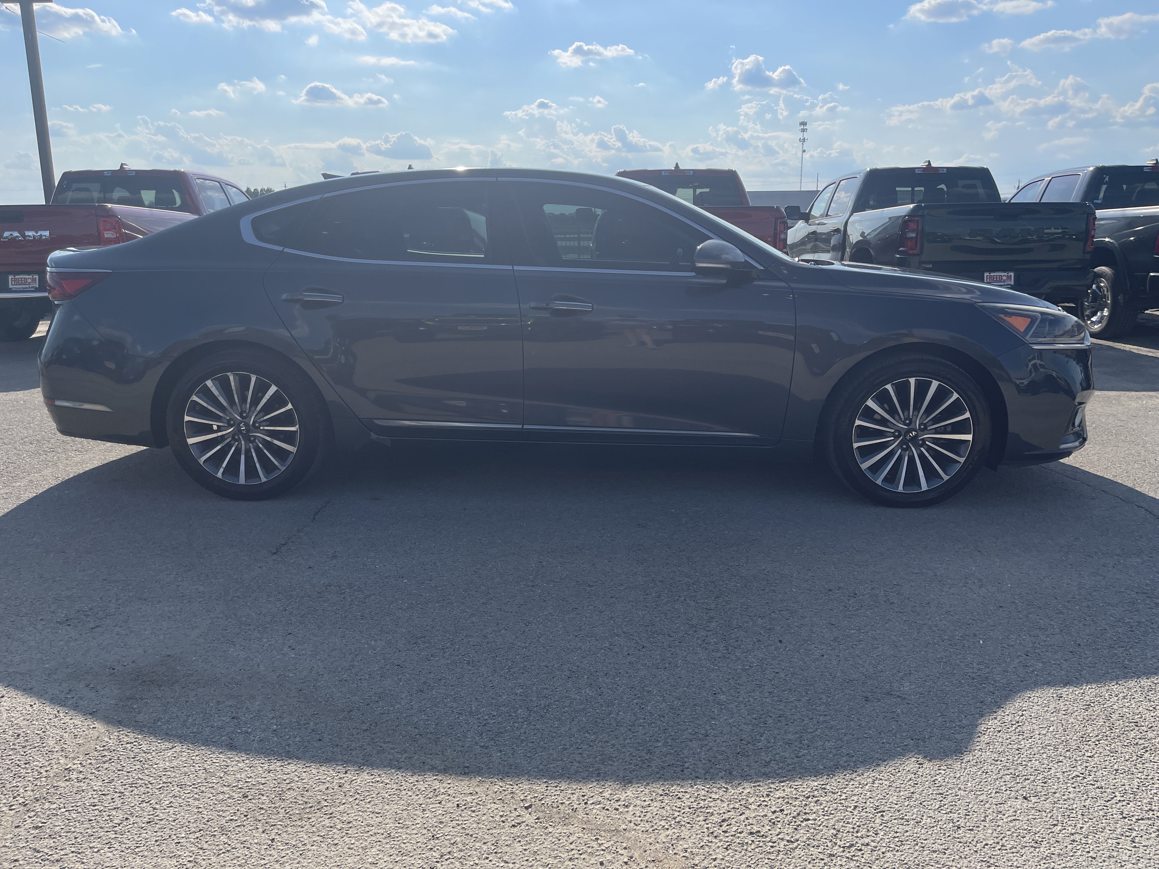 2017 Kia Cadenza Premium